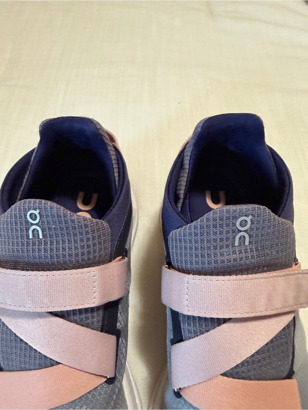 On Cloudnova Wrap Woman’s size 10 Quicksilver / Flame Colorway - Picture 12 of 15